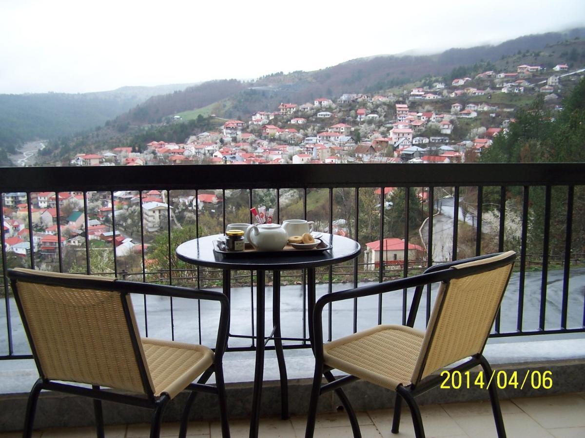 Valia Calda Hotel Perivoli  Buitenkant foto